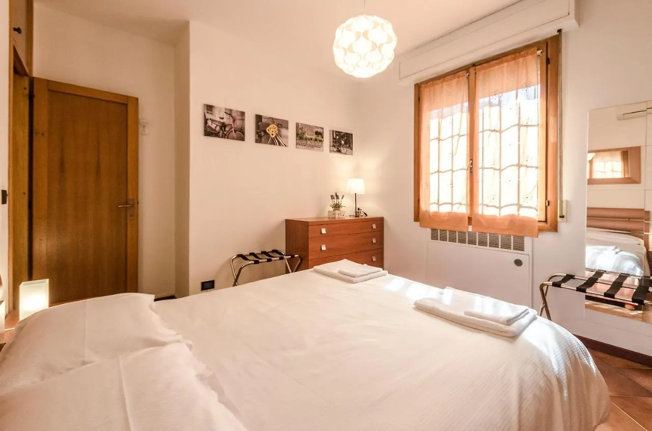 Hp House, Garage E Parcheggio Privato, Wifi Apartamento Calderara di Reno Itália