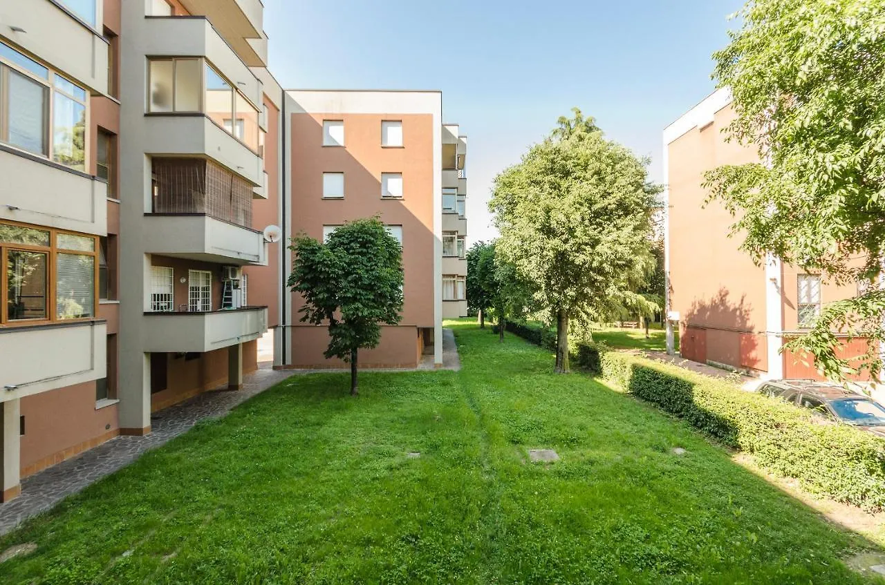 Hp House, Garage E Parcheggio Privato, Wifi Apartamento Calderara di Reno Itália