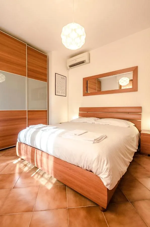 Hp House, Garage E Parcheggio Privato, Wifi Apartamento Calderara di Reno Itália